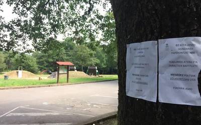 Izurtzako parkeak eta presa ingurua garbi mantentzeko deia udaletik