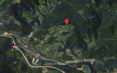 Gaztelugainen eroriko larria izan duen txirrindularia Gurutzetako Ospitalera eraman dute