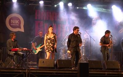Arrasate Blues jaialdia: kultura eta merkataritza eskutik helduta