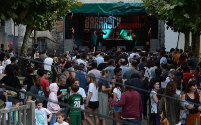 Gararock musika jaialdia bertan behera geratu da