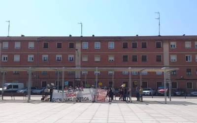 Pentsiodunen kontzentrazioak manifestazio bihurtuko dira
