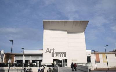 Murrizketak salatu dituzte Artiumeko arreta eta zaintza zerbitzuko langileek