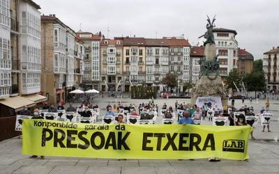 Euskal preso eta iheslarien gaineko salbuespen legedia amaitzea eskatu du LABek