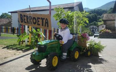 Berroetarrek elkarrekin oroitu dute Baztandarren Biltzarra