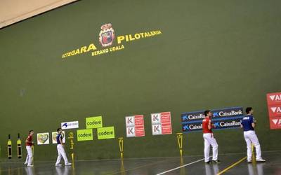 Abuztuaren 2an Beran jokatuko den pilota jaialdirako sarrerak salgai paratu dituzte