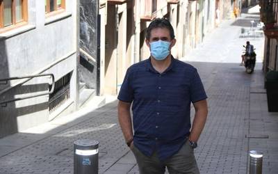 Pello Urizar: "Bidea EH Bildu indartzea da, iraganari begira egon barik"