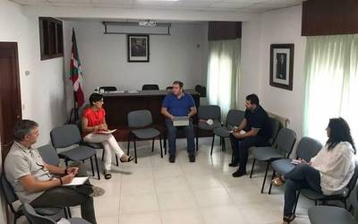 Adierazpen instituzionalak proposatuko ditu EAJk eskualdeko hainbat udaletan, Tubacexeko langileei babesa adierazteko