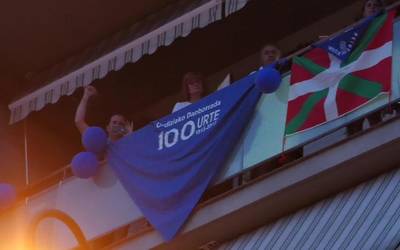 Ordizian danborrada balkoietan ospatu da aurten