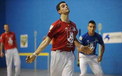 Masters CaixaBank pilota jaialdietan Elgoibarren jokatuko duten pilotariak ezagutzera eman dituzte