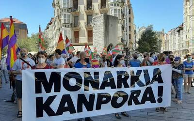 Monarkiaren aurkako elkarretaratzea Gasteizen