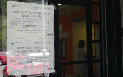 COVID-19 birusaren 8 positibo detektatu zituen atzo Osakidetzak, 6 Laudion eta bana Artziniega eta Amurrion