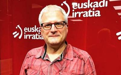 'Faktoria' irratsaioan elkarrizketatu dute Mikel Markez