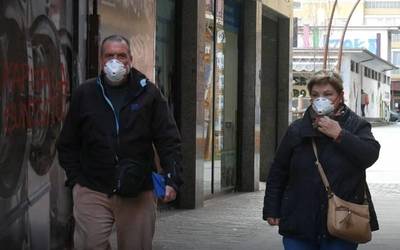 4 kasu positibo gehituta, 500 dira Aiaraldean orain arte gaixotutakoak