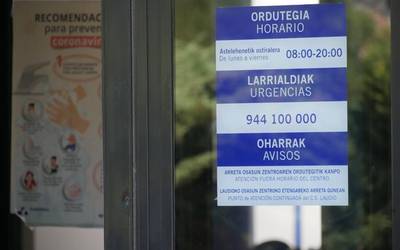 Atzo COVID-19 birusaren 9 positibo berri diagnostikatu zituen Osakidetzak Aiaraldean