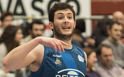 Xabi Orozek ACB ligan jokatuko du, Gipuzkoa Basketekin