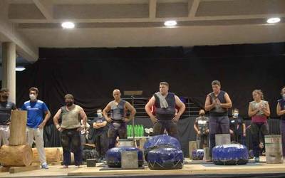 Aiako herri kirol jaialdiko argazki bilduma