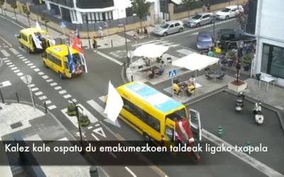 Kalez kale ospatu dute neskek Euskotren Ligako txapela