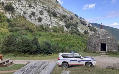40 urteko pertsona bat hil da Mugarra mendian erori ostean