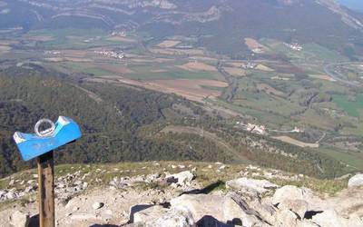 Hiru nafar hil dira Alpeetan, tartean uhartearakildar bat