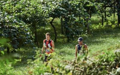 Bidasoko Bide Berdean egin den Ipar Martxako lehen maratoian 80 lehiakide inguruk parte hartu dute