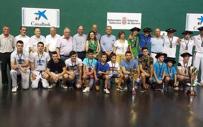 Nafarroako Herriarteko pilota txapelketako finalerako txartela eskuratu du Doneztebek