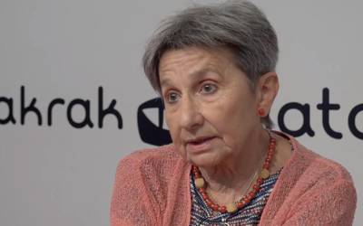 Presen Zubillaga: "Industria gune eoliko erraldoi bat da eraki nahi dutena"