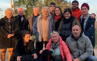 “Pepe Mujica ez da politikari hutsa, filosofoa da”