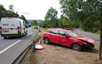 Istripuaren ostean, Aretxabaletako errepidea garbi dago