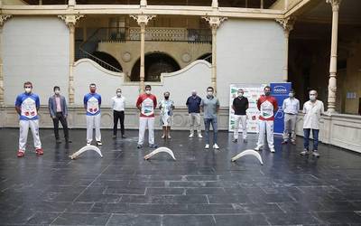 XV. Erremonte Txapelketako final-laurdenak jokatuko dituzte gaur eta bihar Donezteben