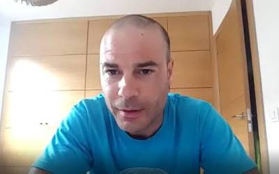 "Parapentean hasi nintzenez geroztik beti zerura begira nago"