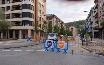Ibargarai kalea itxita, erdigunerako noranzkoan