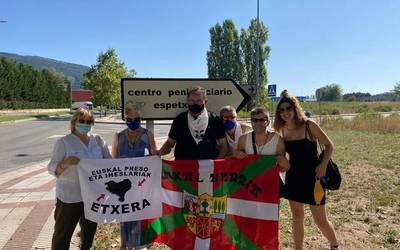 Mikel Gil preso txantrearra aske geratu da