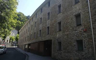 Arantzazu Santutegia hotelean irail bukaera arte hartuko dituzte gaixo asintomatikoak