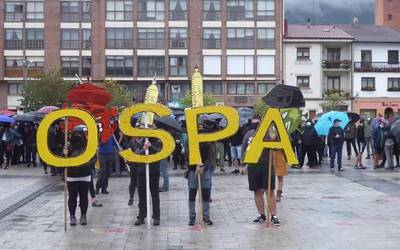 Ospak errepresio indarrak "alde egitea" aldarrikatu zuen