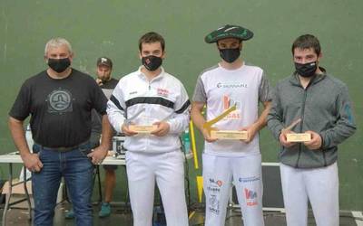 Oier Larretxeak mailaz igotzea lortu du