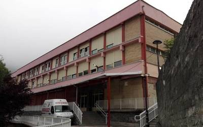 Eguenean, gurasoekin batzarrak egingo dituzte Plaentxi Eskolan