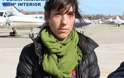 Saioa Sanchez preso politikoak haurra izan, eta aitari ez diote ama-alabak ikusten utzi