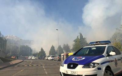 Belarrak erretzen ari zirela, sua hedatu da Uribarrin