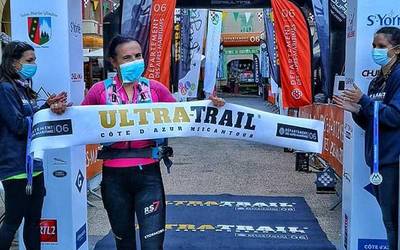 Maite Maiorak bigarren egin du Frantziako Kosta Urdinean jokatutako 73 kilometroko ultratrailean