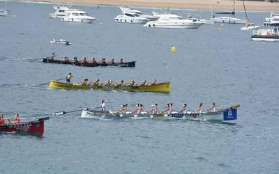 Orioko neskek irabazi dute Kontxako estropadako lehen jardunaldia