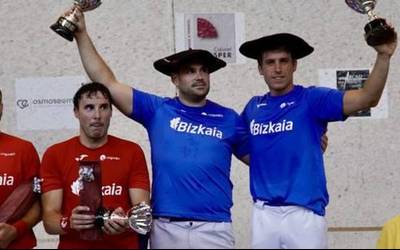 Xabier Ibargarai erratzuarrak eta Necol frantziarrak irabazi dute udako pala txapelketa
