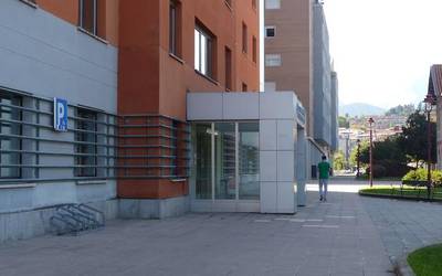Hiru positibo hauteman dira Bergaran, eta bana Antzuolan eta Arrasaten