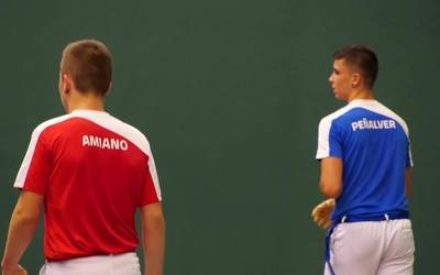 Pilota jaialdi galanta ospatu dute Idiazabalen