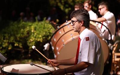 Antzerki eta musika taldeak lotzen hasita dago Oñatiko Udala