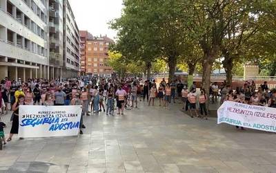 [BIDEOA] Eskolara buelta "segurua eta adostua" aldarrikatu dute Durangon