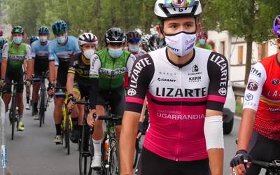 Unai Iribar garaile Segurako San Joan txirrindularitza proban