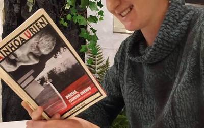 Ainhoa Urien abadiñarrak bere lehen liburua kaleratu du