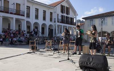 122.263 euro musika eskolendako