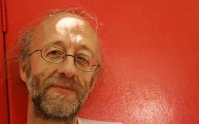 Pello Lizarralde: "Tradizioa zirko hutsa da gehienetan"