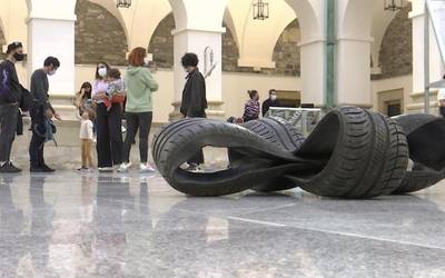 Tendentzia artistiko berritzaileenetarikoak elkartu ziren, atzo, Kulturaten